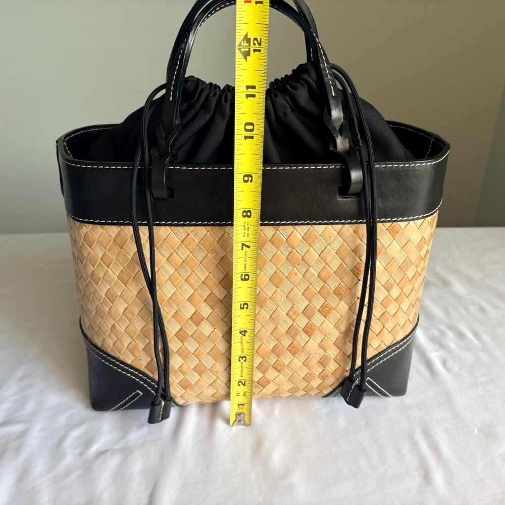 Ann Taylor Woven Tote Hand Bag with Basket-Weave/Raffia Style - Picture 14 of 15